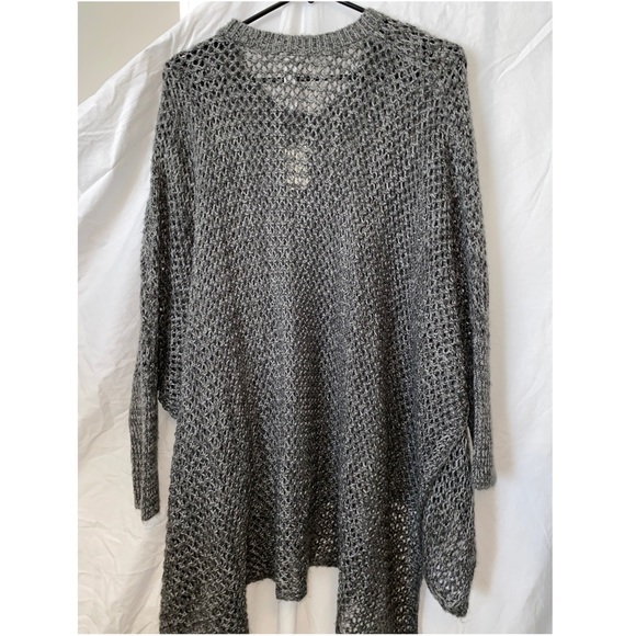 New Knit Cover / Poncho - Picture 3 of 6